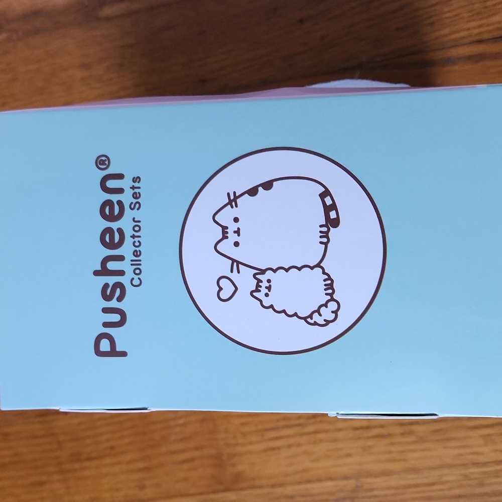 GUND Pusheen and Stormy Baking Plush Collector Set - Picture 5 of 5